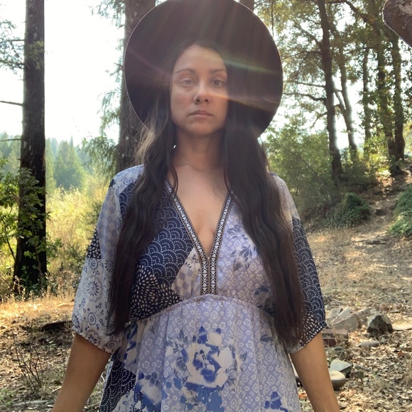 Blue floral patterned prairie dress - Picture 5 of 10